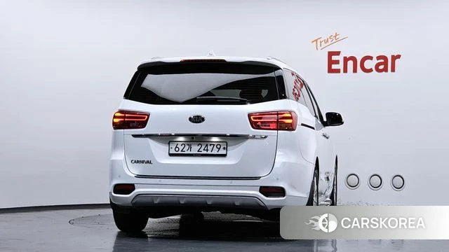 Kia The New Carnival id 4397880 из Кореи 34