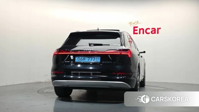 Audi e-Tron id 4711939 из Кореи 14