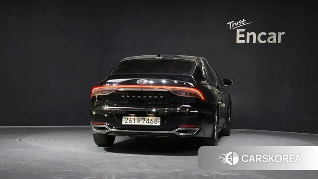 Hyundai The New Grandeur IG id 4284637 из Кореи 27