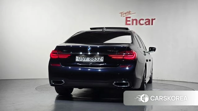 BMW 7 Series (G11) id 4502352 из Кореи 14