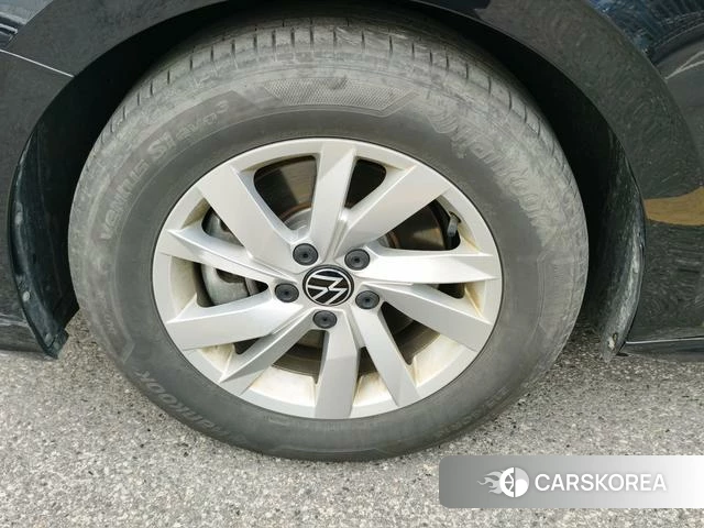 Volkswagen Passat id 4314306 из Китая 30