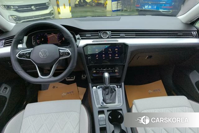 Volkswagen Magotan id 4253215 из Китая 11