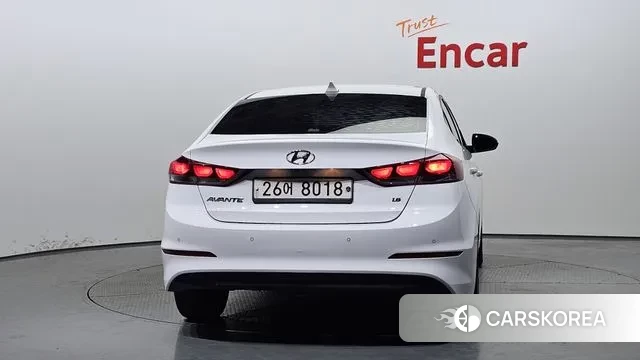 Hyundai Avante AD id 2981955 из Кореи 14