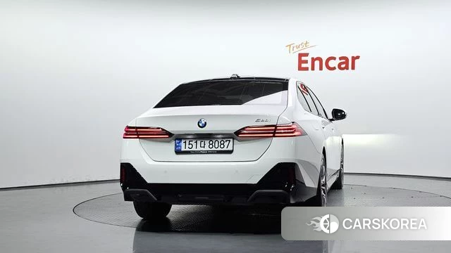 BMW 5 Series (G60) id 4870710 из Кореи 14