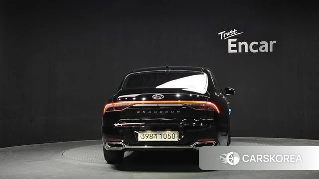 Hyundai The New Grandeur IG id 4281847 из Кореи 25