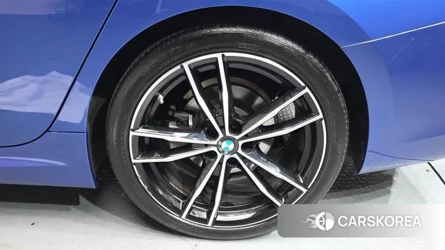 BMW 3 Series (G20) id 3788692 из Кореи 14