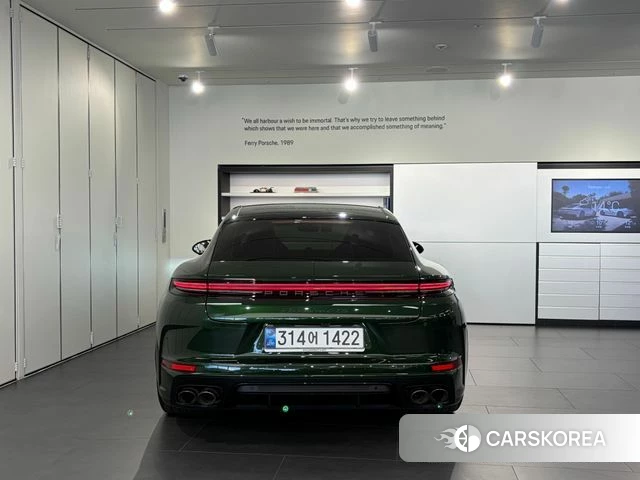 Porsche Panamera (976) 2025 Темно-зеленый из Кореи, фото 6