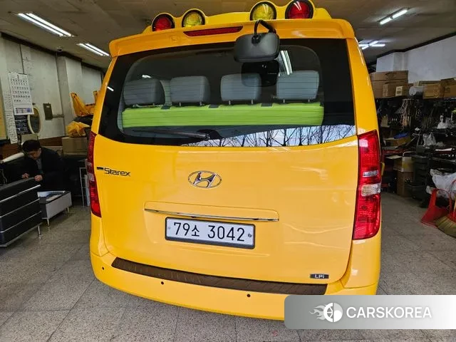 Hyundai The New Grand Starex id 3778532 из Кореи 13