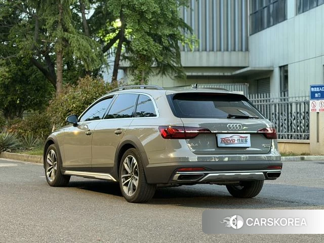 Audi A4 (import) 2021 Темно-серый из Китая, фото 4