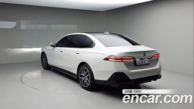 BMW 5 Series (G60) id 2667523 из Кореи 14