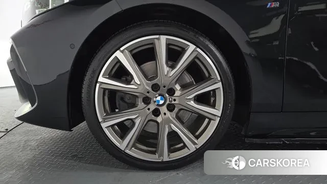 BMW 1 Series (F40) id 3508283 из Кореи 14