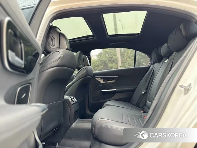 Mercedes-Benz Class C id 4190350 из Китая 12