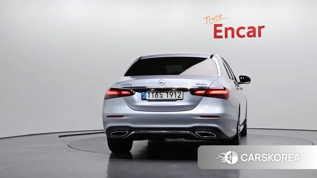 Mercedes-Benz E-Class W213 id 4671596 из Кореи 27
