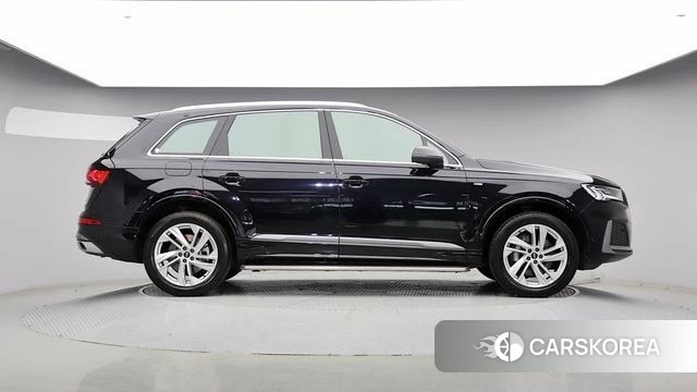 Audi Q7 (4M) id 4561900 из Кореи 14