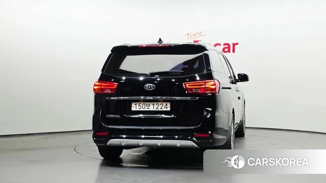 Kia The New Carnival id 4459593 из Кореи 14