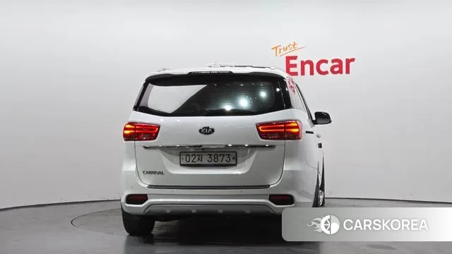 Kia The New Carnival id 3593487 из Кореи 14