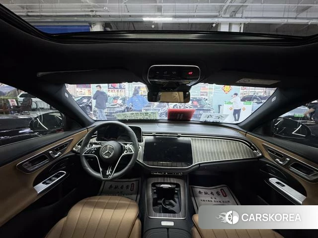 Mercedes-Benz E-class 2024 Черный из Китая, фото 4