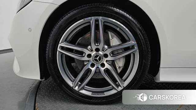 Mercedes-Benz E-Class W213 id 4651968 из Кореи 31