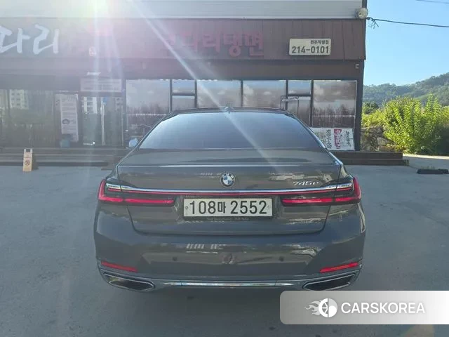 BMW 7 Series (G11) id 2997367 из Кореи 8