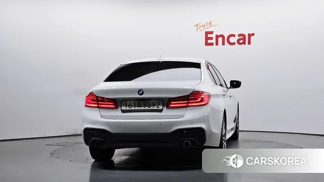 BMW 5 Series (G30) id 4610448 из Кореи 14