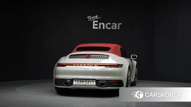 Porsche 911(992) id 4180006 из Кореи 14