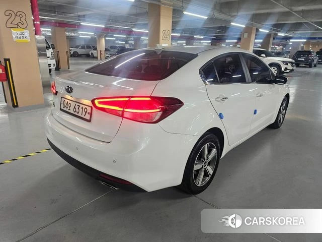 Kia The New K3 id 3919881 из Кореи 14