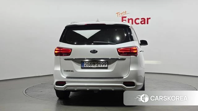 Kia The New Carnival id 4286262 из Кореи 30
