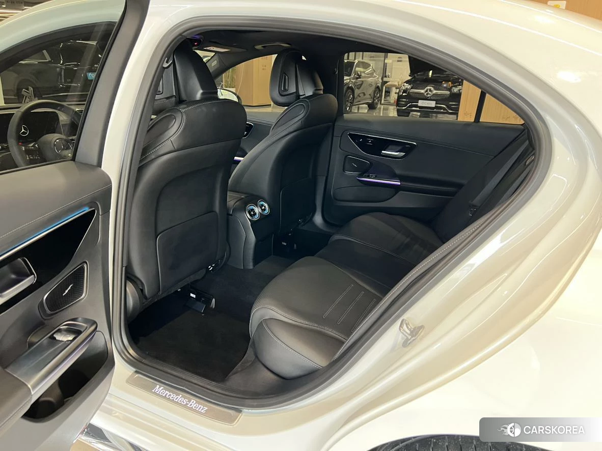 Mercedes-Benz Class C id 4420976 из Китая 9