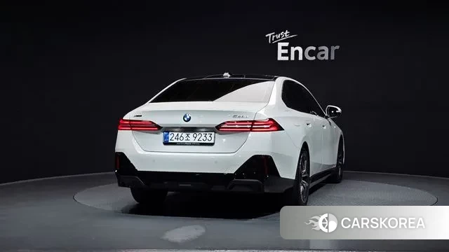 BMW 5 Series (G60) id 3679377 из Кореи 14