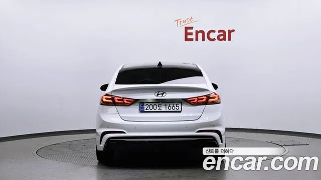 Hyundai Avante AD id 2323147 из Кореи 14