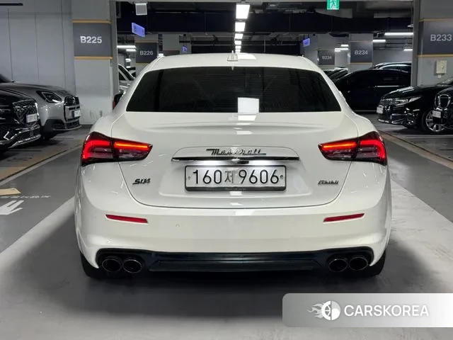 Maserati Ghibli id 3754634 из Кореи 14