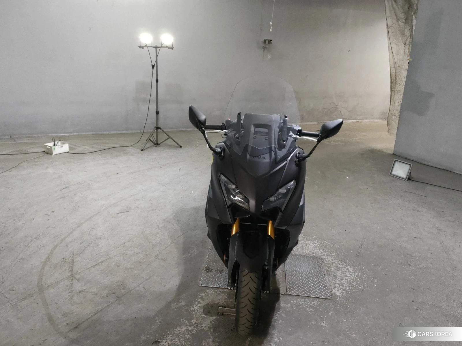 Yamaha T-MAX 560 2025 из Японии, фото 4