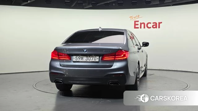 BMW 5 Series (G30) id 4417404 из Кореи 14