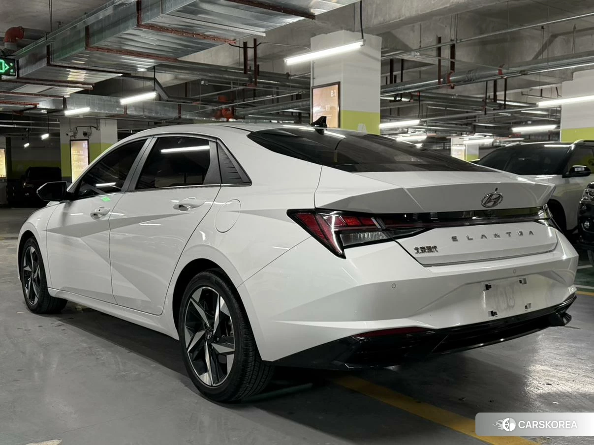 Hyundai Elantra id 4510529 из Китая 9