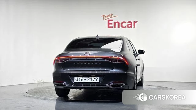 Hyundai The New Grandeur IG id 4671943 из Кореи 14