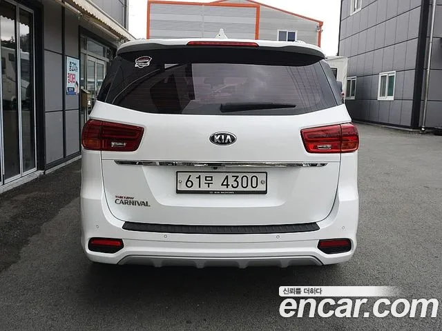 Kia The New Carnival id 2465814 из Кореи 14