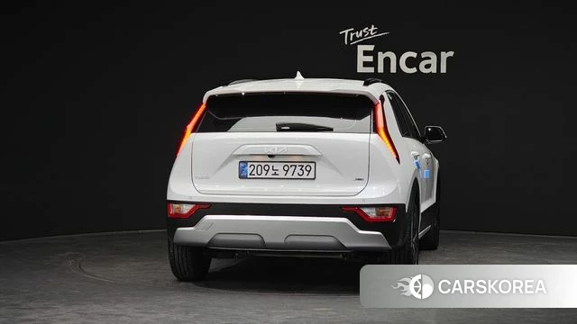 Kia Di Ol Nu Niro id 4744684 из Кореи 24