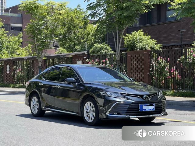 Toyota Camry 2023 Черный из Китая, фото 4