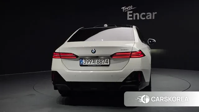 BMW 5 Series (G60) id 3477255 из Кореи 14