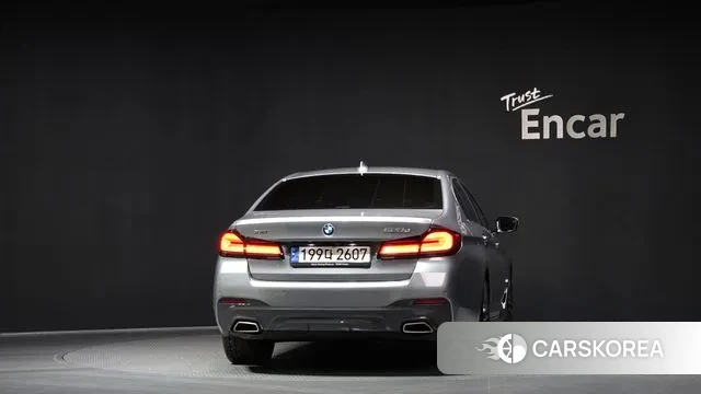 BMW 5 Series (G30) id 3447485 из Кореи 14