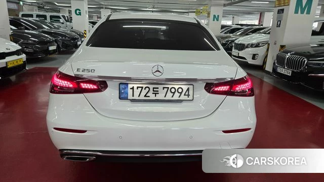 Mercedes-Benz E-Class W213 id 4281912 из Кореи 10