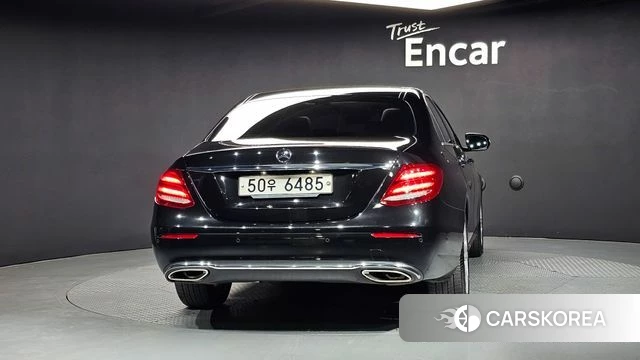 Mercedes-Benz E-Class W213 id 4180818 из Кореи 14