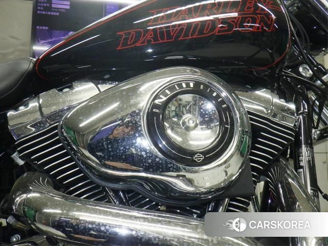 Engine photo