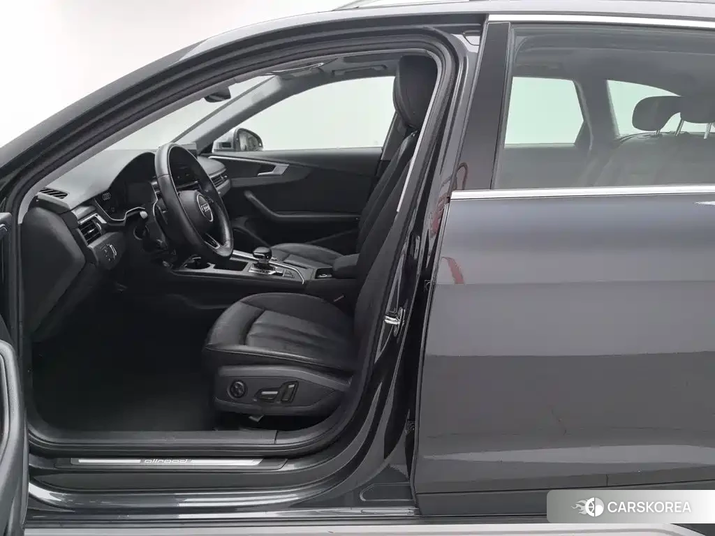 Audi A4L id 4628387 из Китая 18