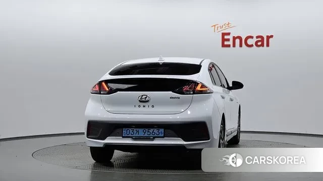 Hyundai The New Ionic Electric id 3385685 из Кореи 14