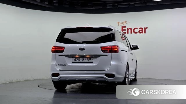 Kia The New Carnival id 4471291 из Кореи 14