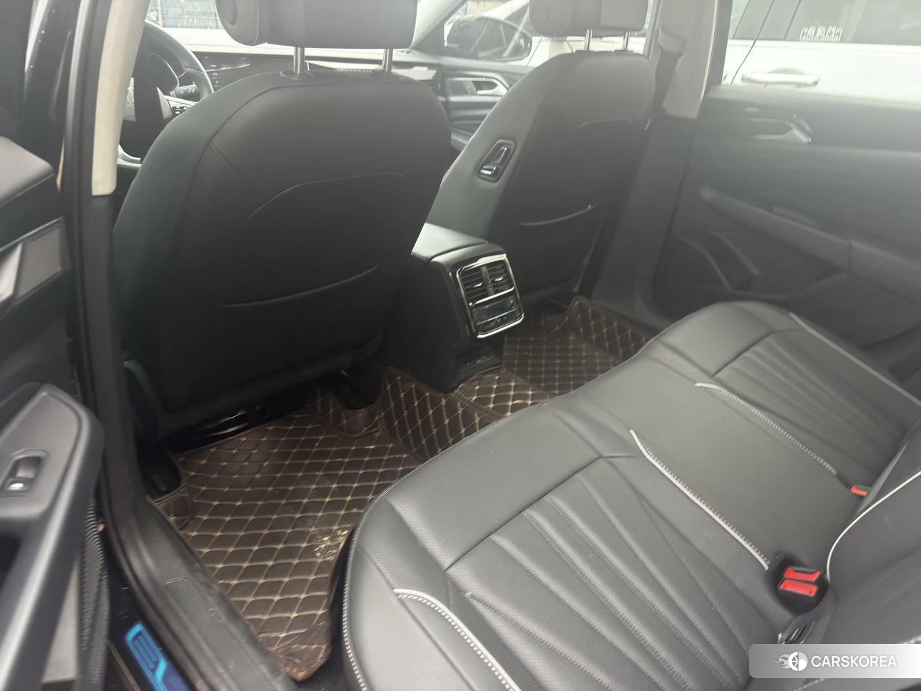 Volkswagen Passat id 4452873 из Китая 10