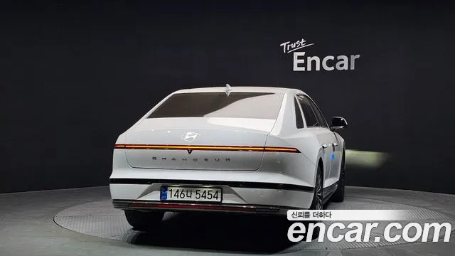 Hyundai Grandeur Hybrid (GN7) id 2699228 из Кореи 14