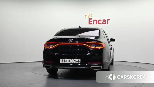 Hyundai Grandeur IG id 3873769 из Кореи 14