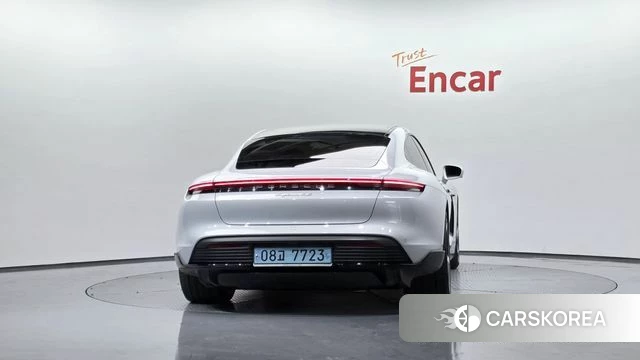 Porsche Taycan id 4293983 из Кореи 30